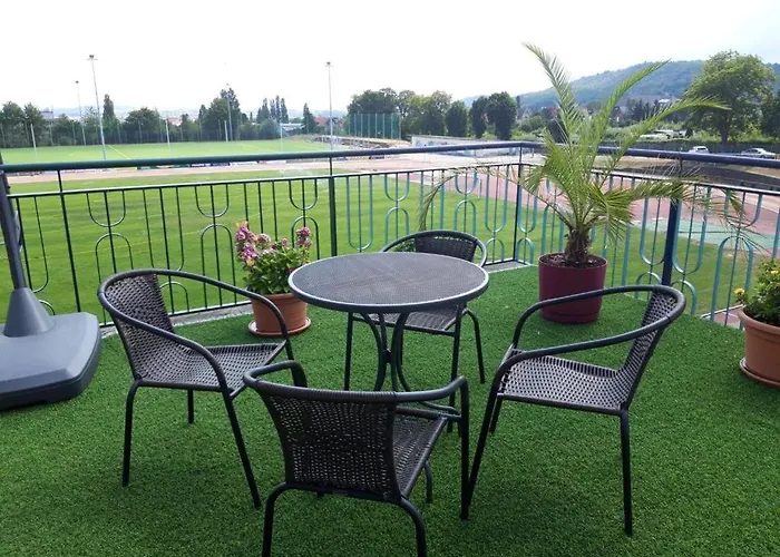 Hotel Zum Sportforum 2*